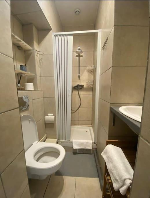 Studio Confortable -Musee Grevin - Musee Du Louvre - Grand Boulevard - 2 Pers Paris Exterior foto